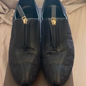 Louis Vuitton black monogram sneakers size 39